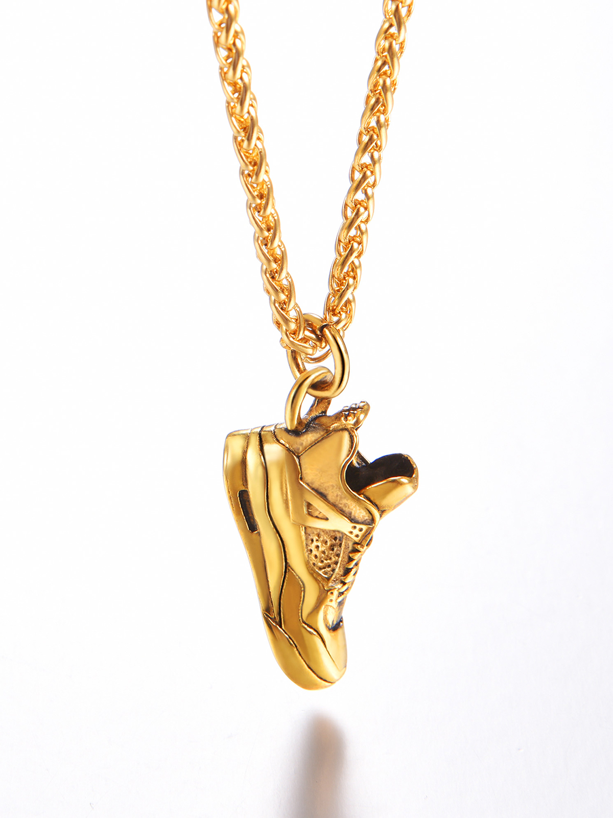 Sneaker Shoe Pendant Running Shoe Necklace in 18K Gold