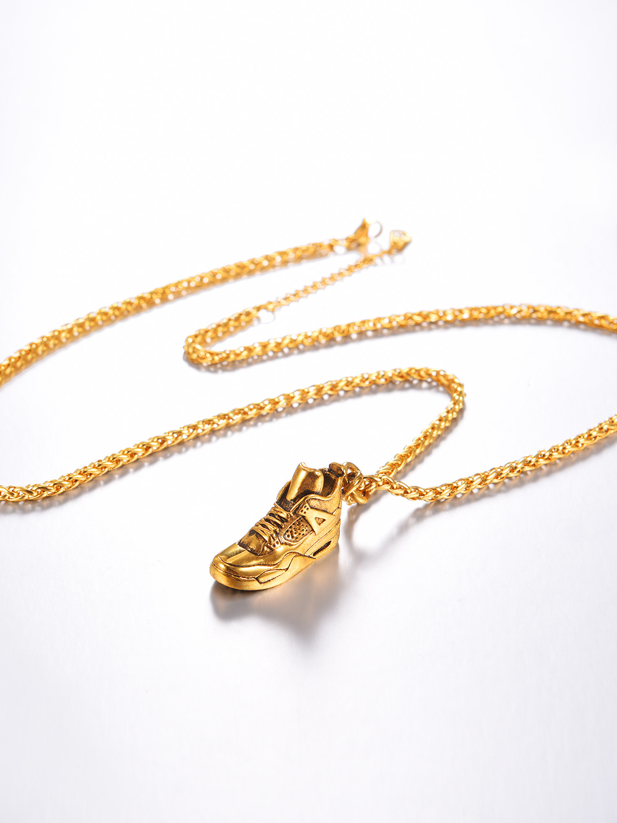 Sneaker Shoe Pendant Running Shoe Necklace in 18K Gold
