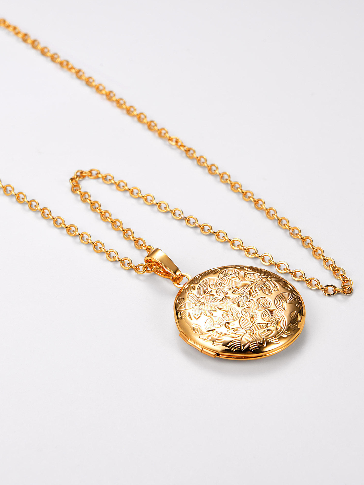 Photo Locket Pendant Flower Engraved Necklace in 18K Gold