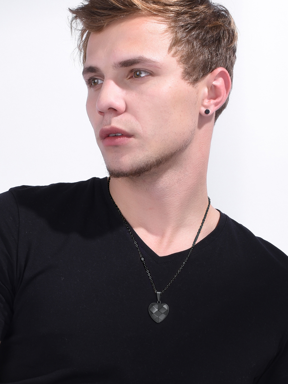 3D Facet Love Heart Pendant Necklace in Black