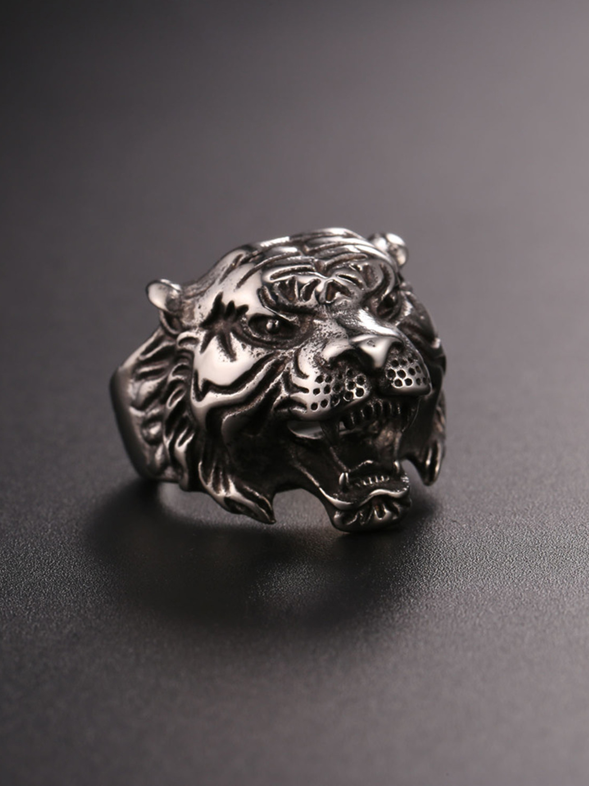 Gothic Biker Tiger Head Statement Ring in Stainless