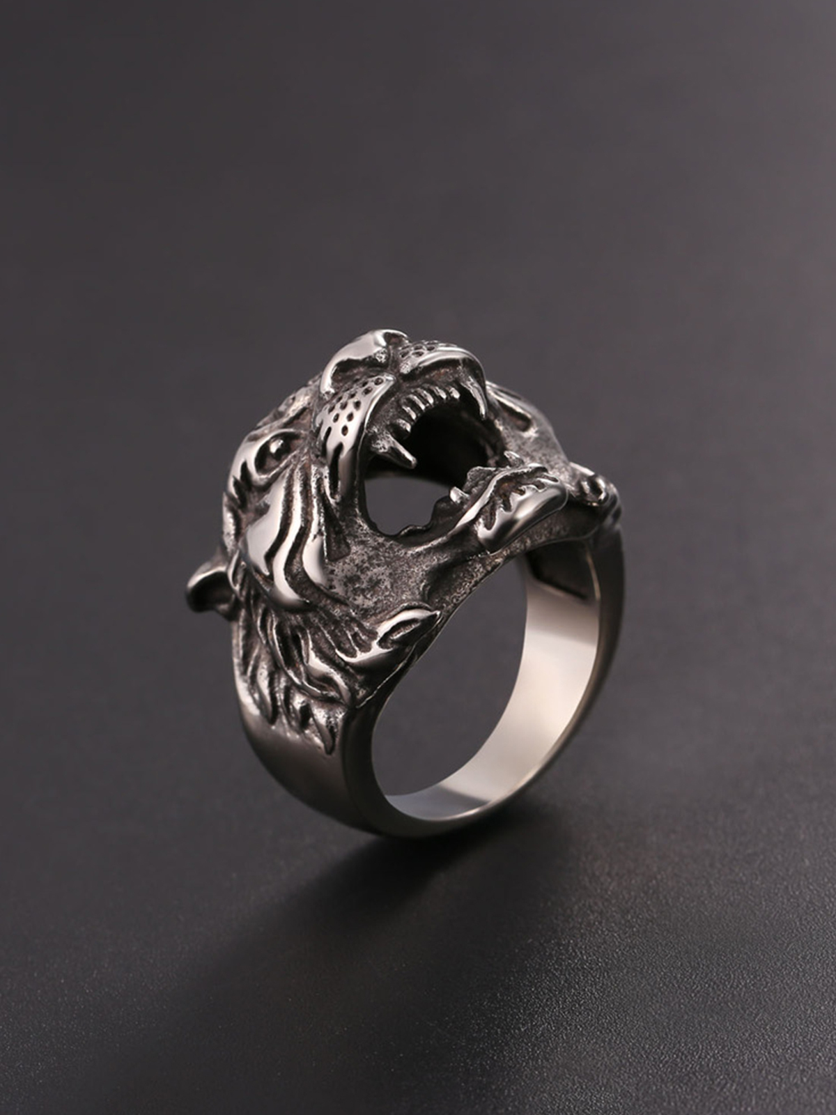 Gothic Biker Tiger Head Statement Ring in Stainless