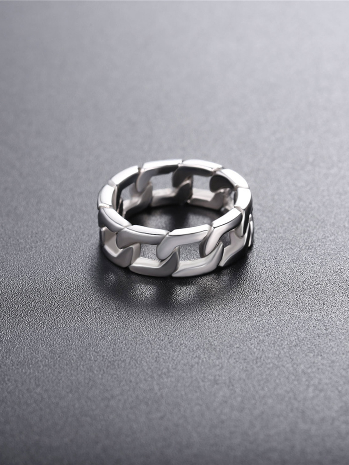 7mm Wide Band Cuban Link Chain Ring in Stainless