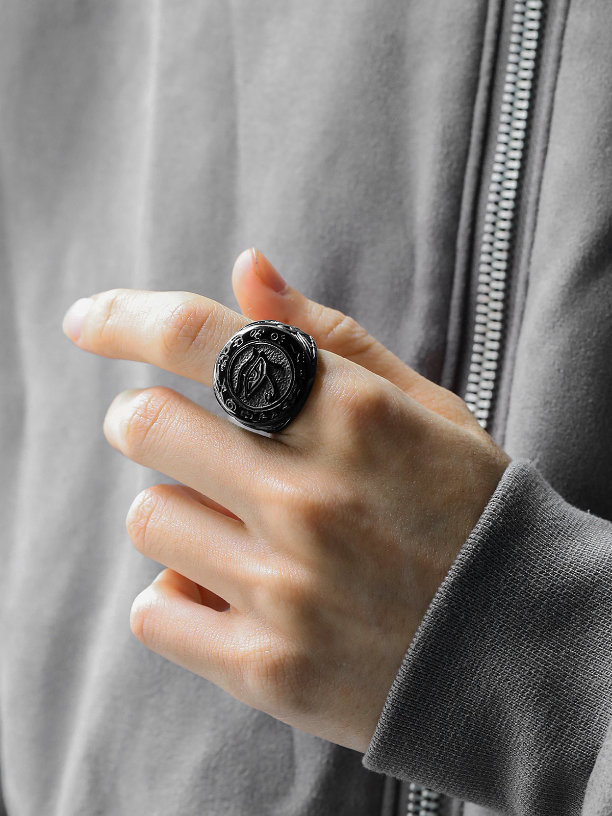 Vintage Egyptian Eye of Horus Ankh Cross Ring in Black Plated