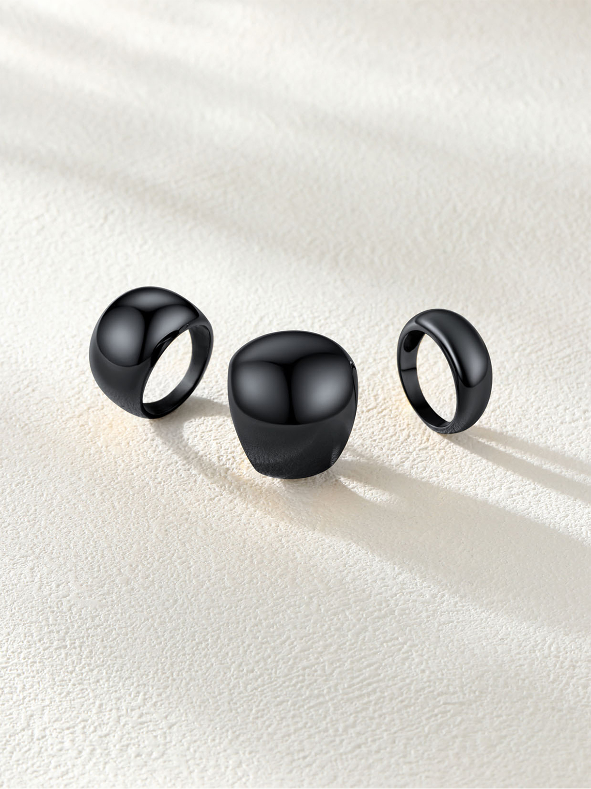 16mm Chunky Dome Statement Ring in Black