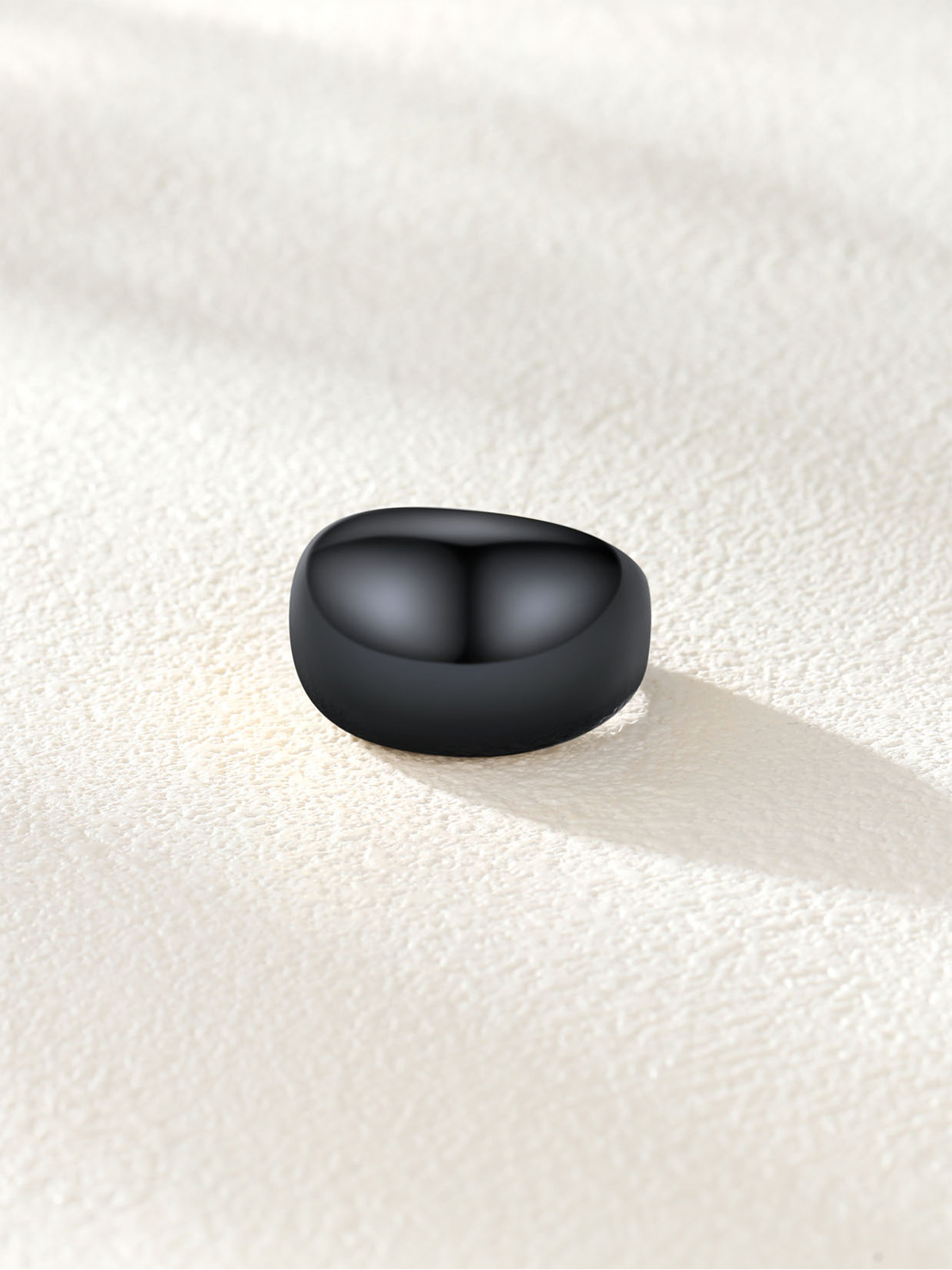 16mm Chunky Dome Statement Ring in Black