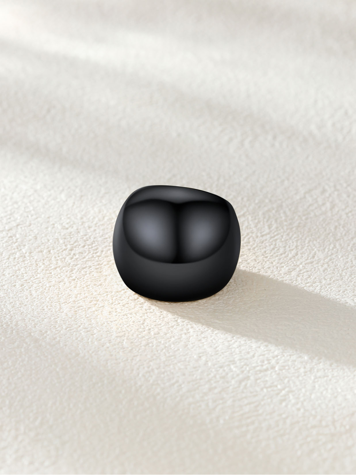 23mm Chunky Dome Statement Ring in Black