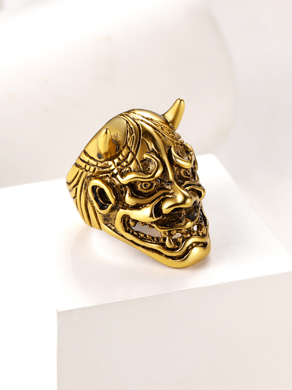 Halloween Gothic Jewelry Devil Horn Signet Ring in 18K Gold Plated