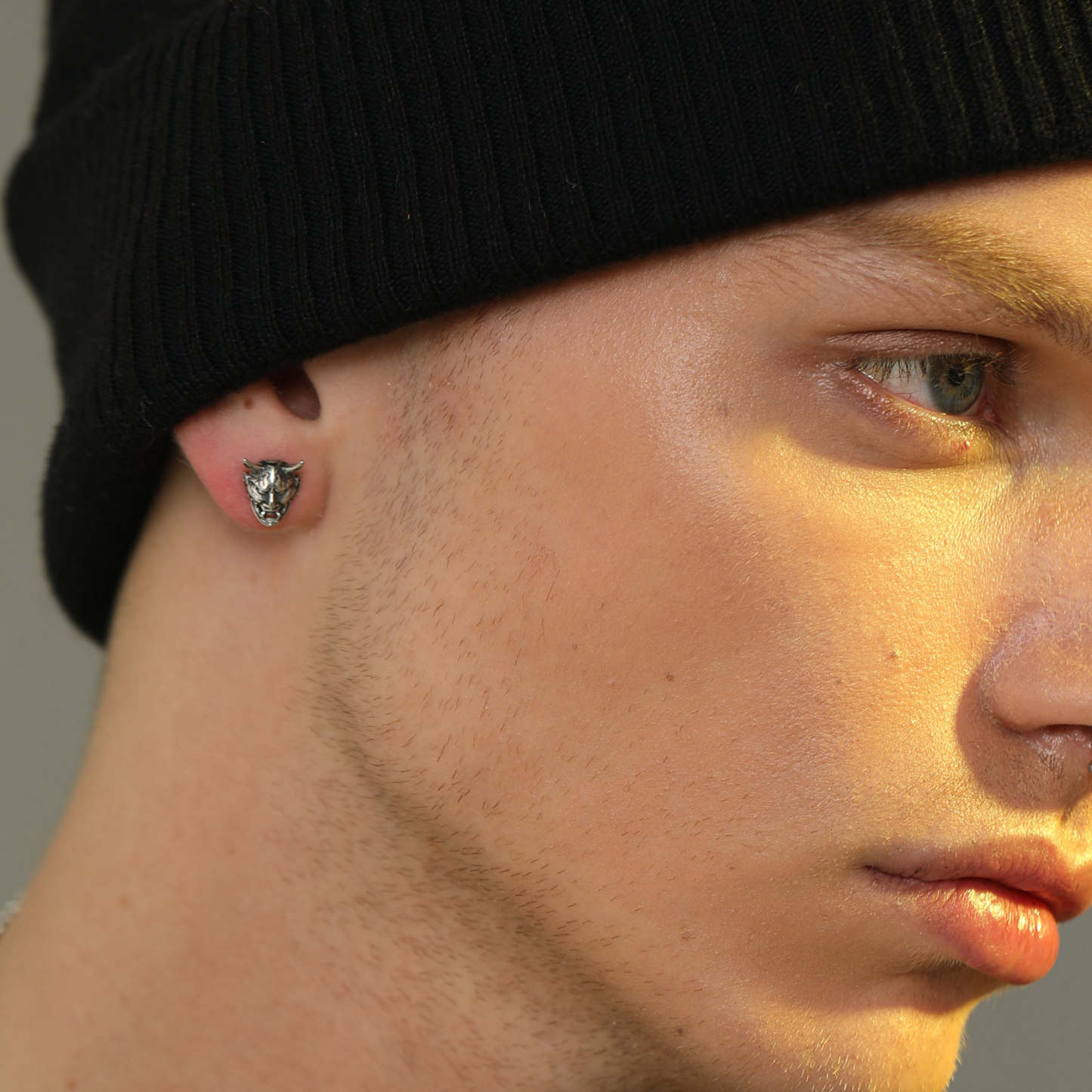 Hannya Mask Stud Earrings for Men-01