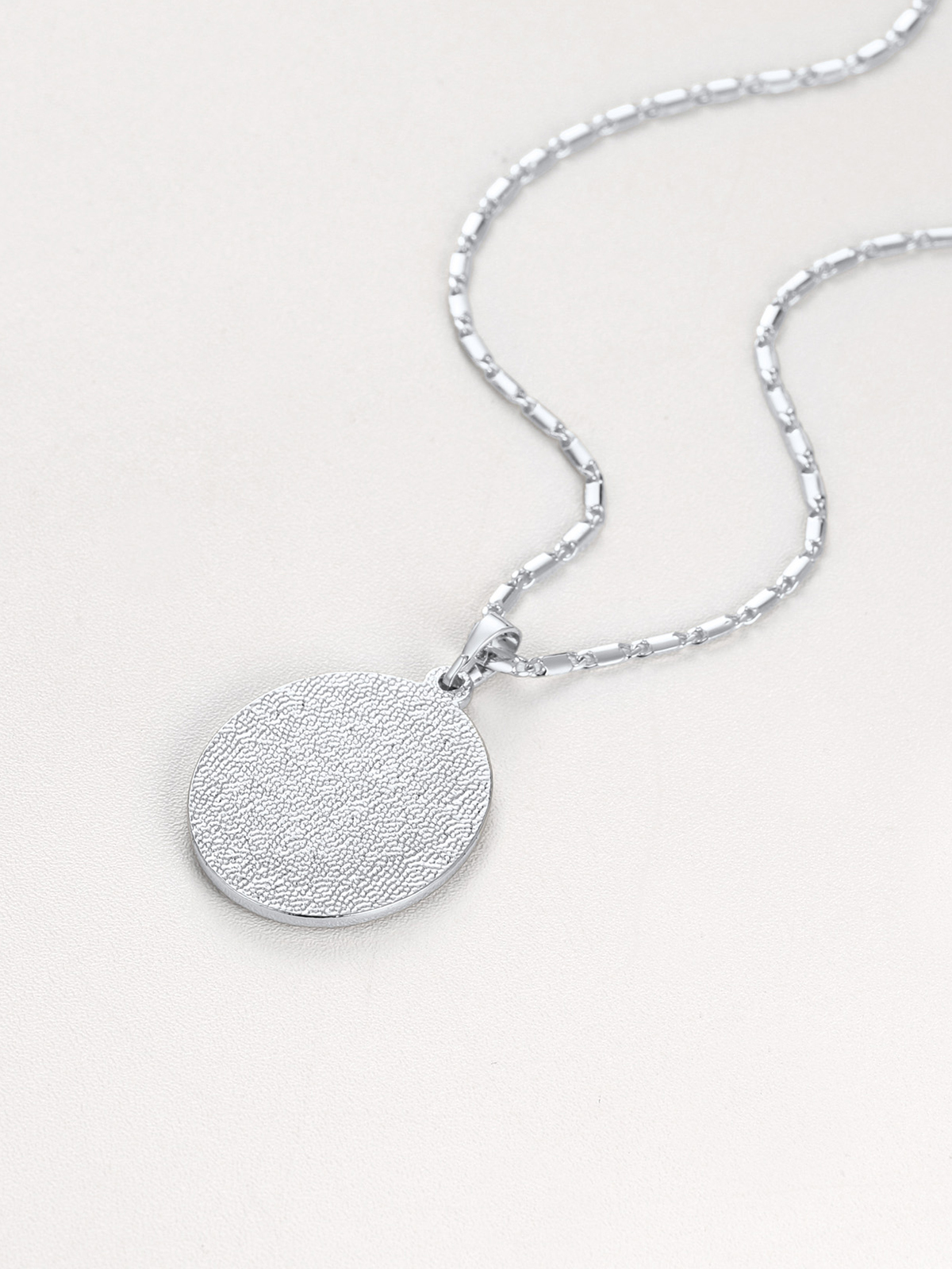 Oval Allah Pendant Muslim Islamic Necklace in Platinum