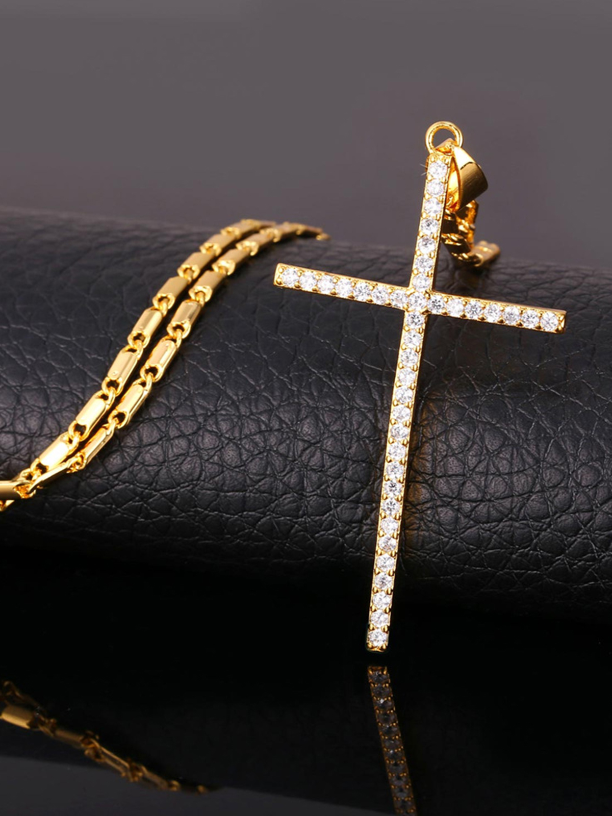 Classic Cross Pendant Necklace with CZ in 18K Gold
