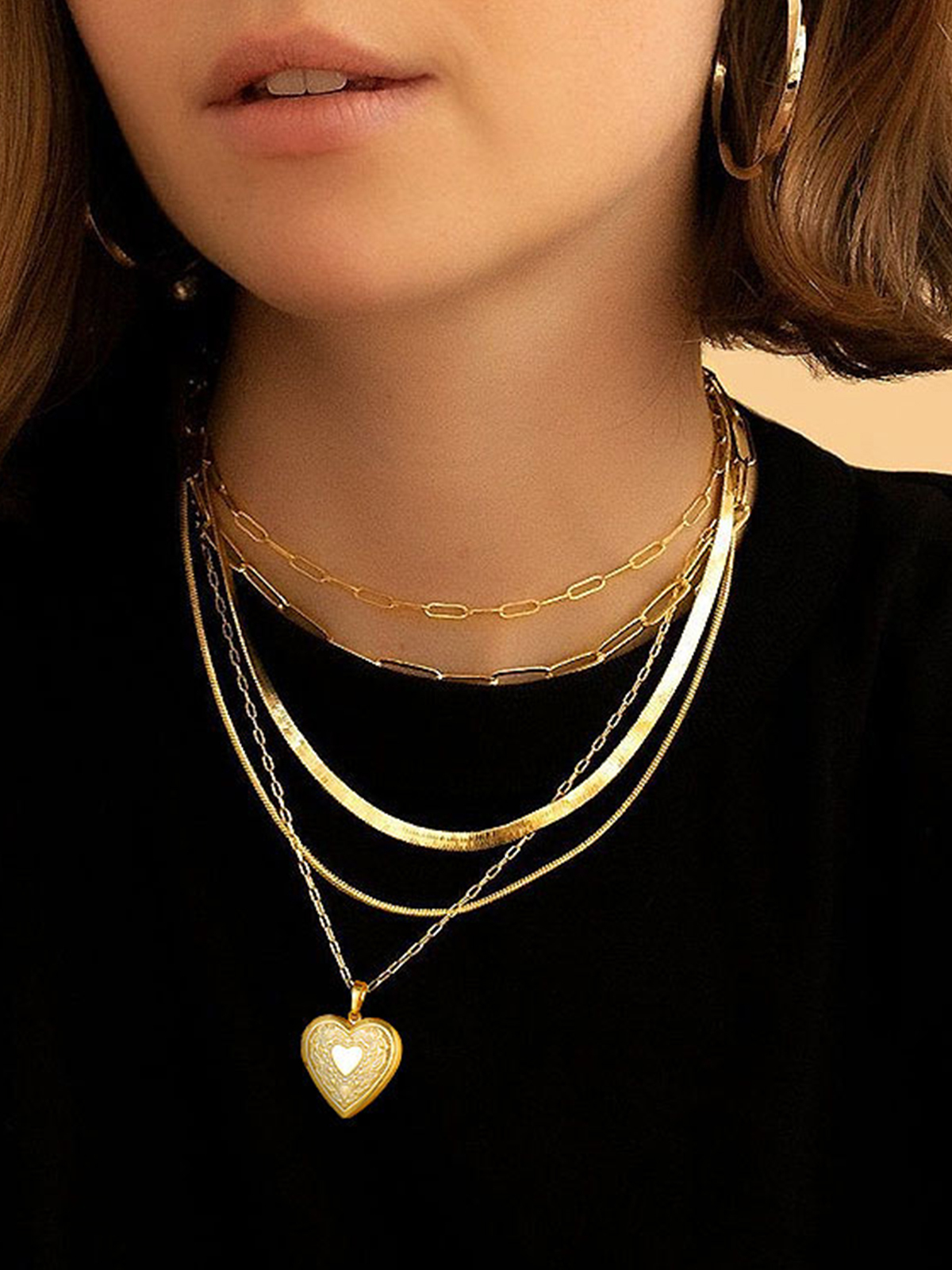 Photo Locket Pendant Flower Heart Necklace in 18K Gold