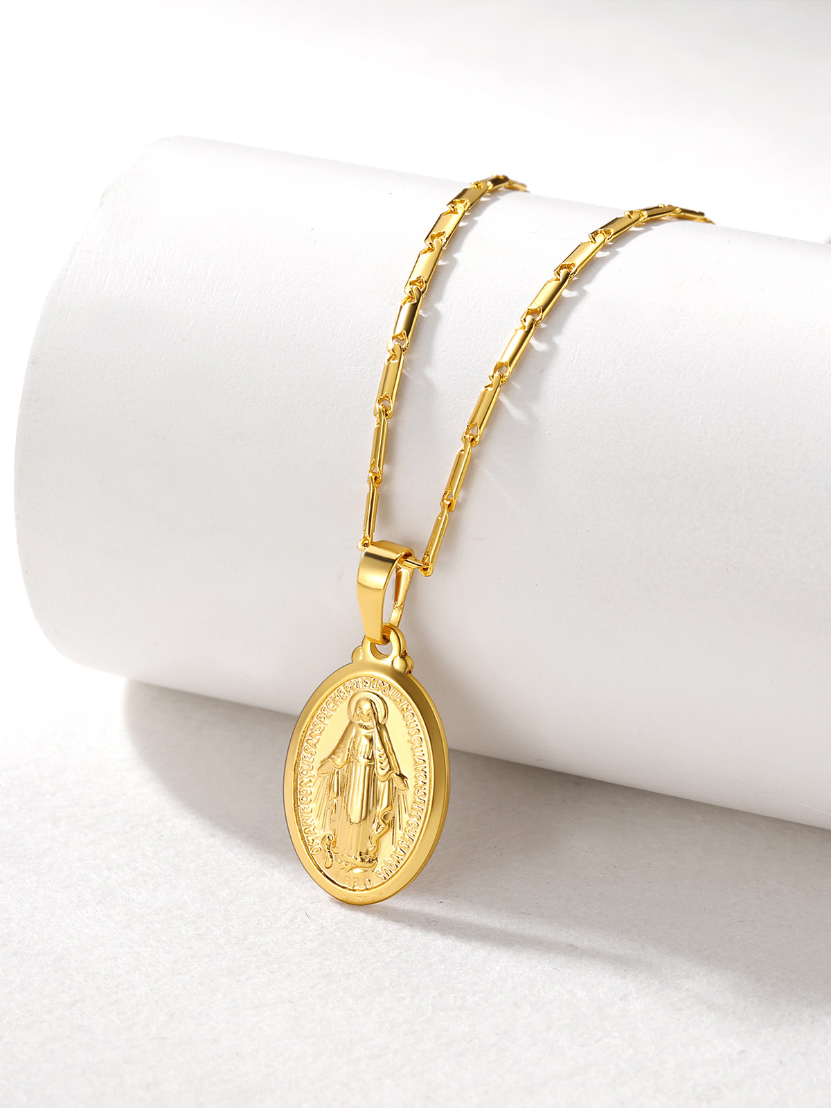Virgin Mary Pendant Oval Miraculous Medal Necklace in 18K Gold