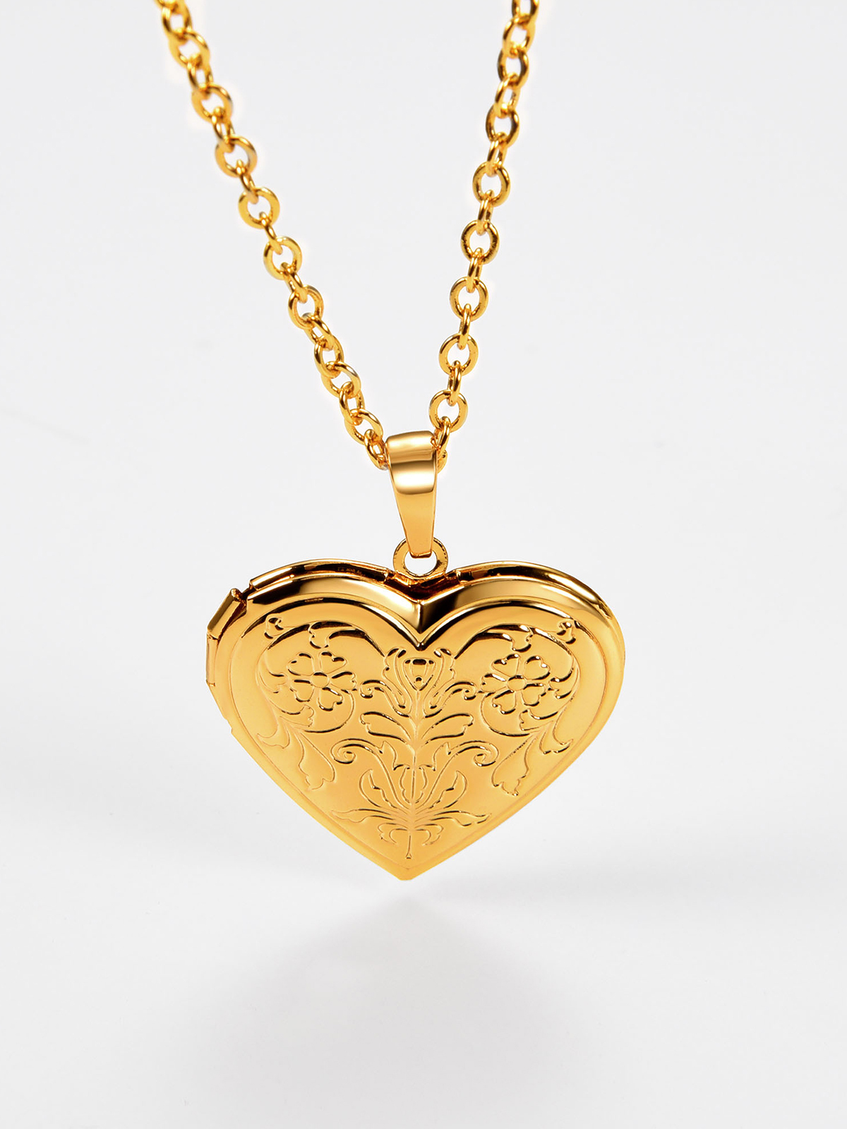 Flower Heart Necklace Photo Locket Pendant in 18K Gold