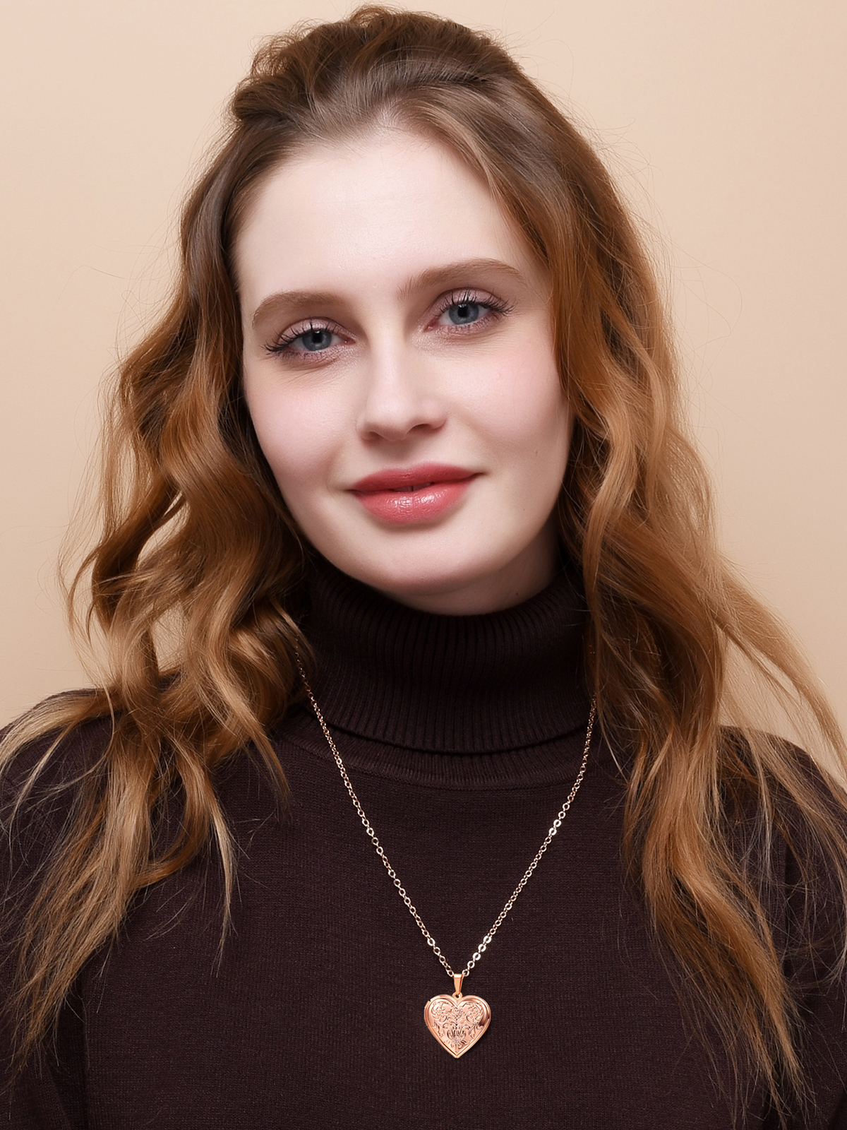 Flower Heart Necklace Photo Locket Pendant in Rose Gold