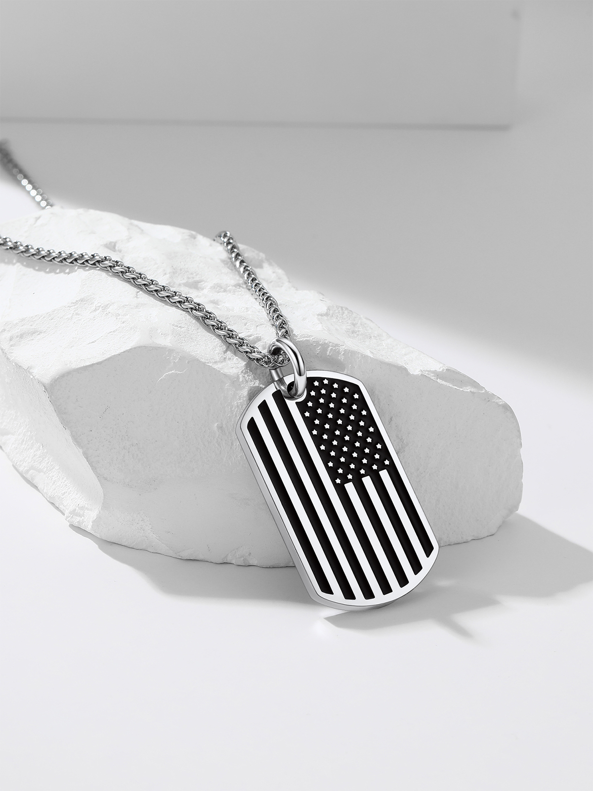 American Flag Pendant Dog Tag Necklace in Stainless