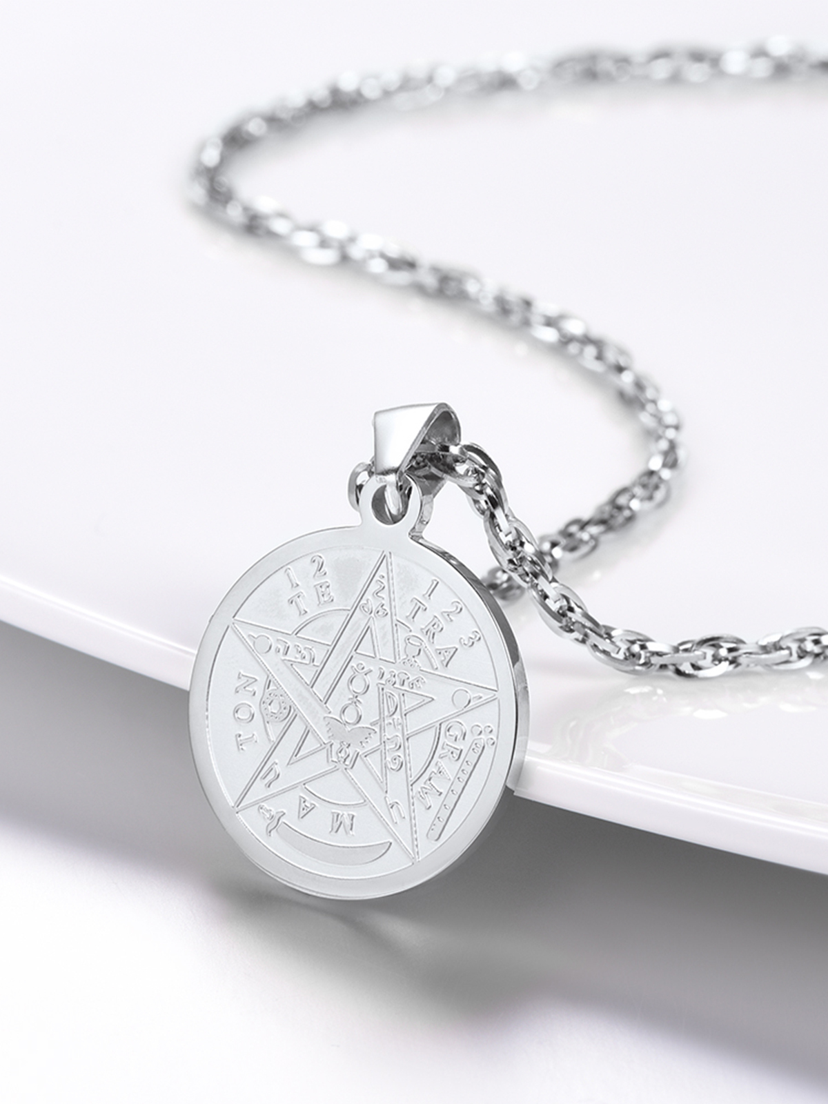 Wicca Pentacle Pendant Pentagram Necklace in Stainless