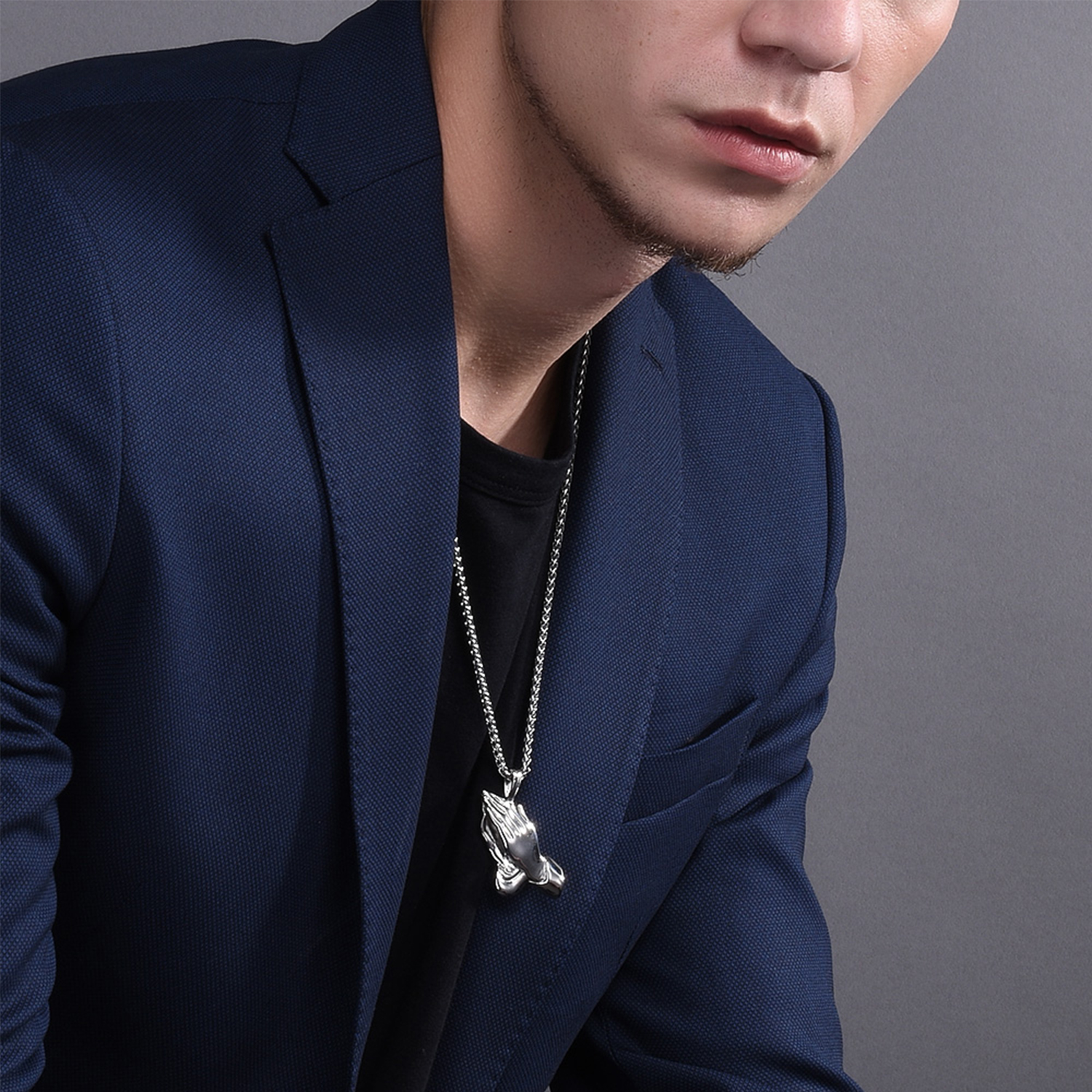Praying Hand Pendant Necklace for Men-01