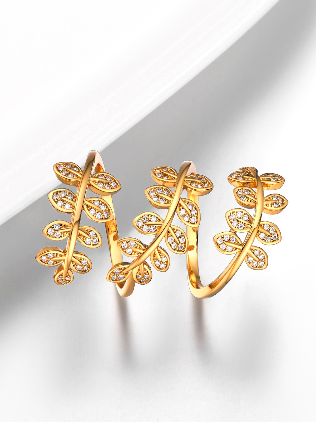Adjustable Leaf Statement Ring with CZ in 18K Gold