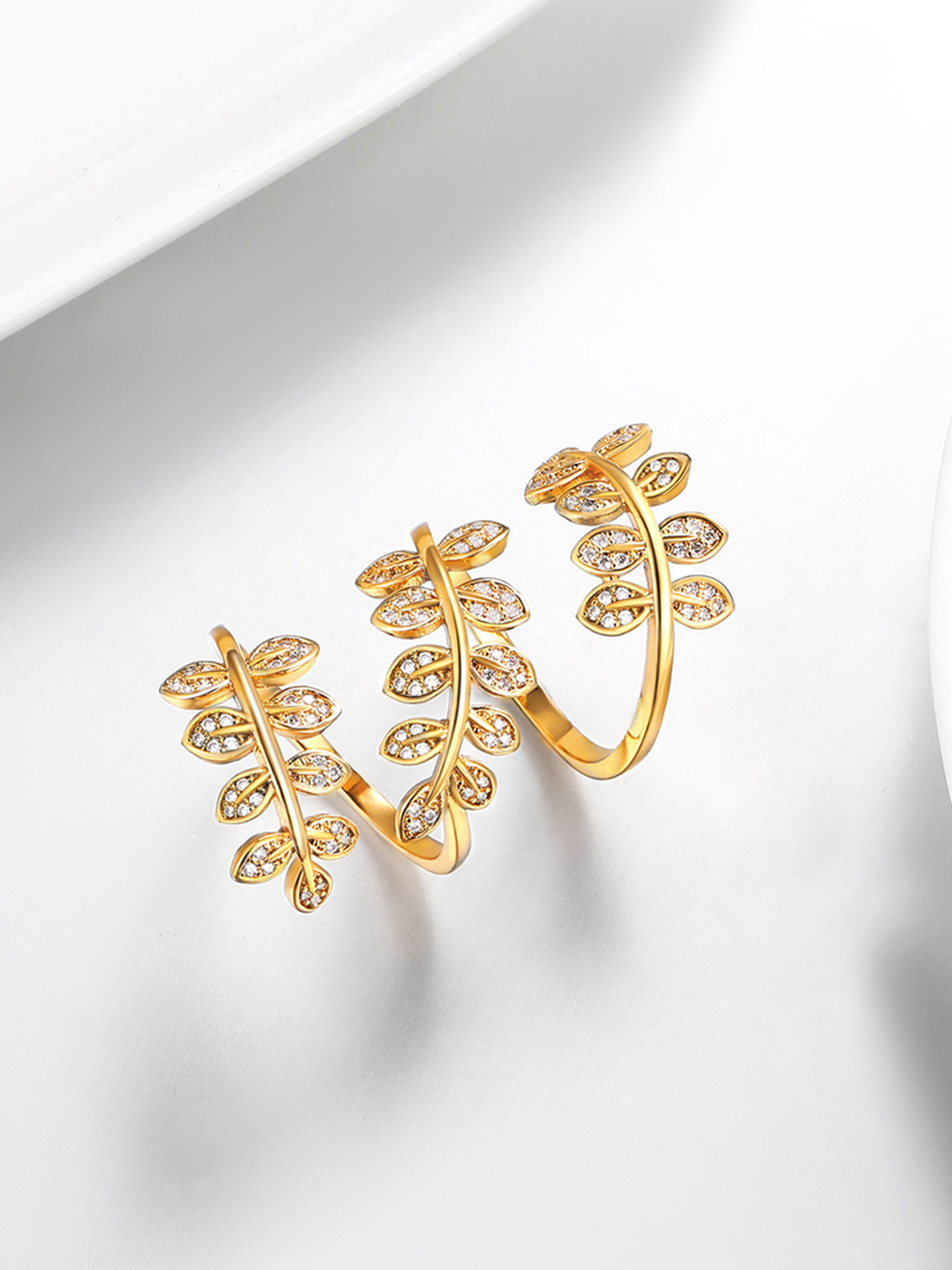 Adjustable Leaf Statement Ring with CZ in 18K Gold