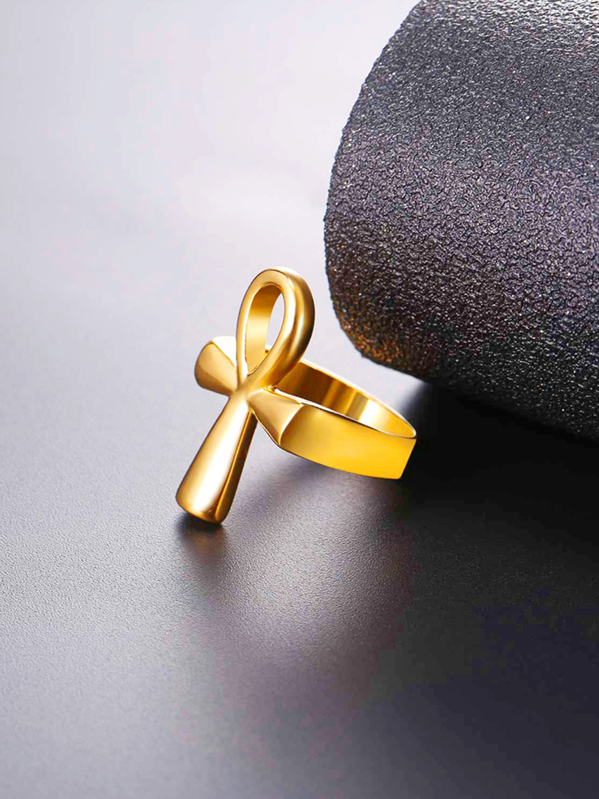 Egyptian Ankh Cross Ring in 18K Gold