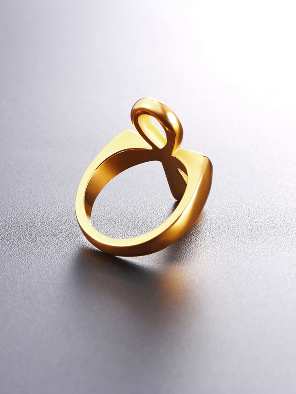 Egyptian Ankh Cross Ring in 18K Gold