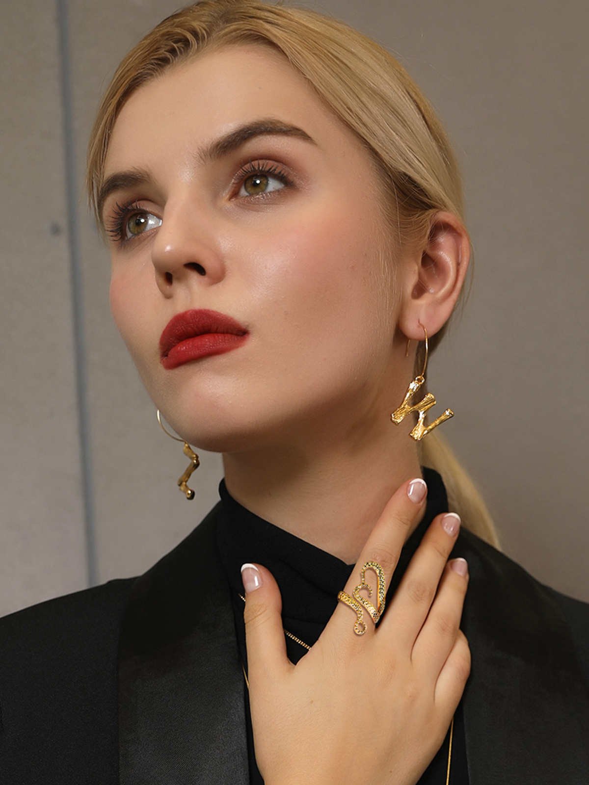 Adjustable Octopus Statement Ring in 18K Gold