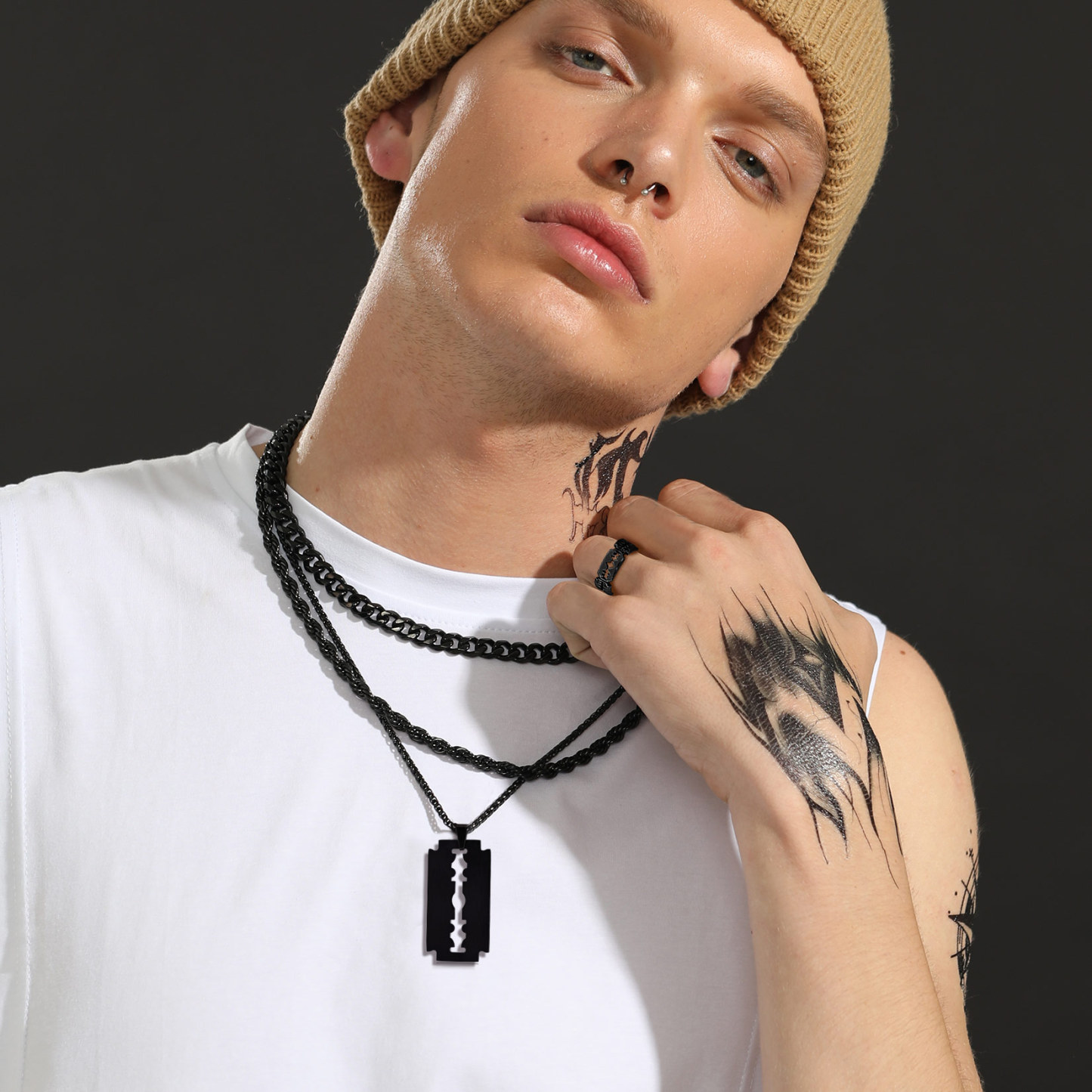 Razor Blade Pendant Necklace for Men-01