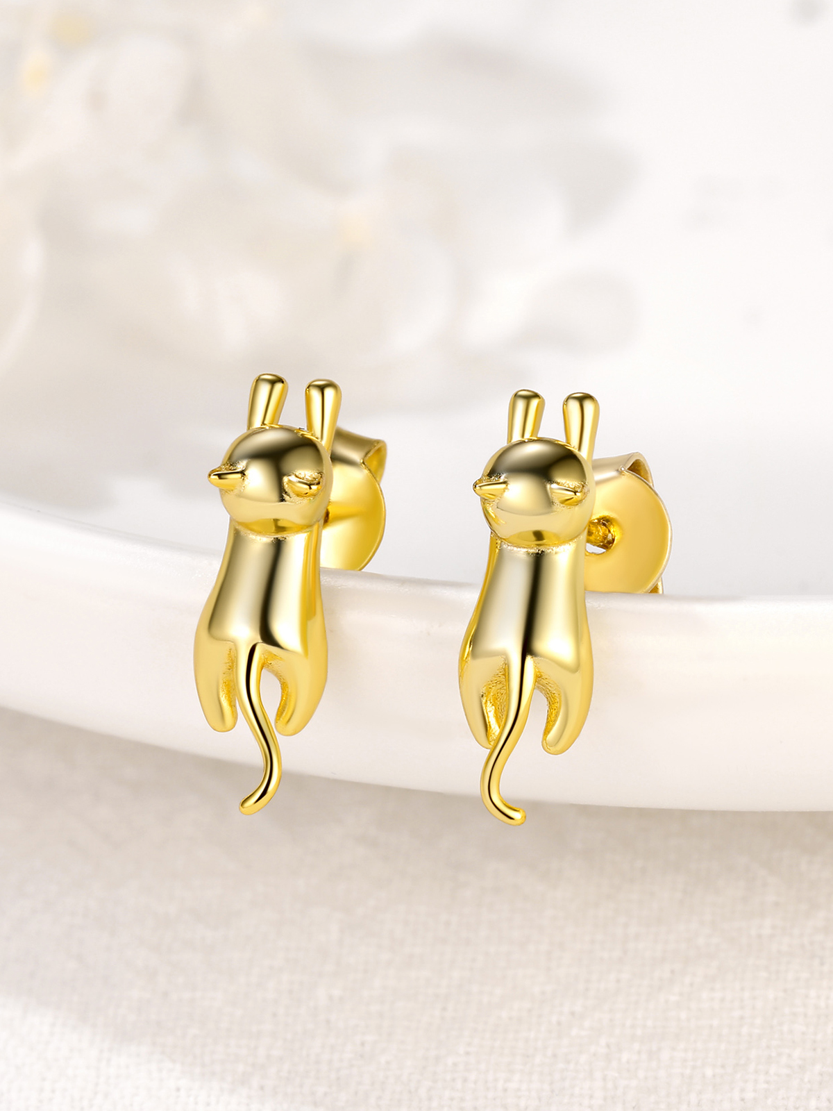 Cute Cat Stud Animal Earrings in 18K Gold