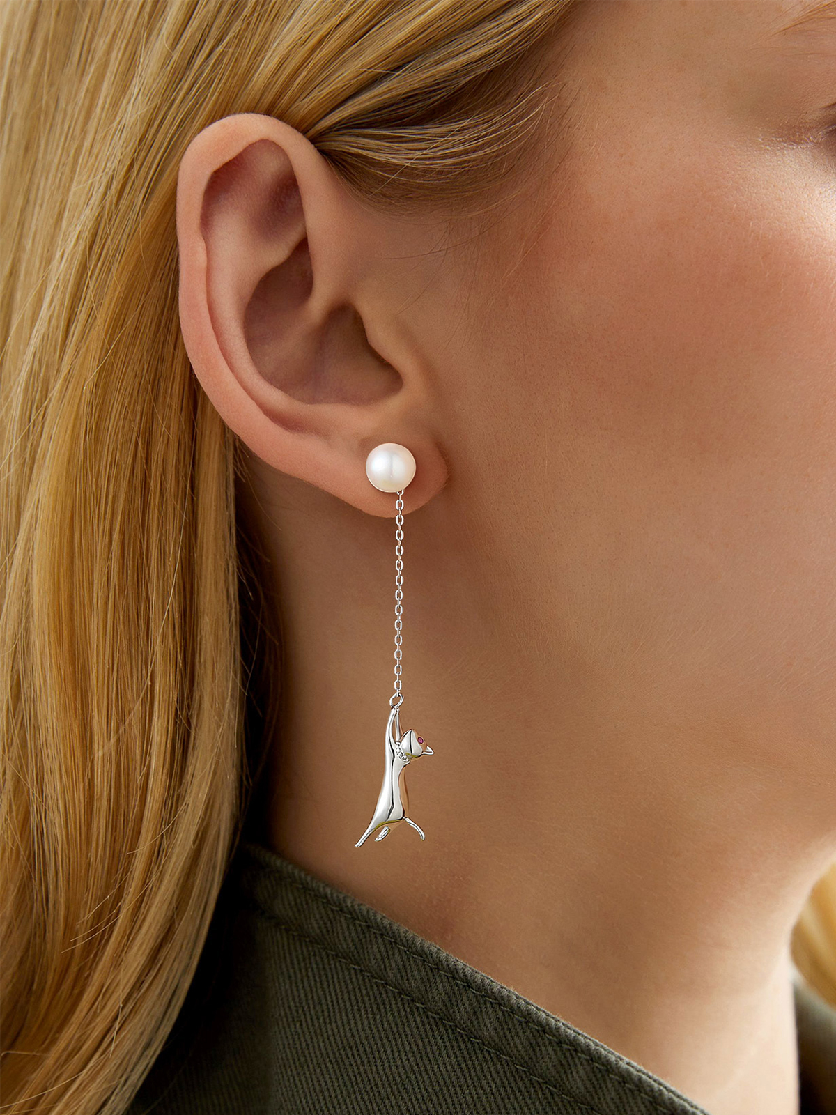 Cute Cat Dangle Drop Earrings with Pearl in Silver