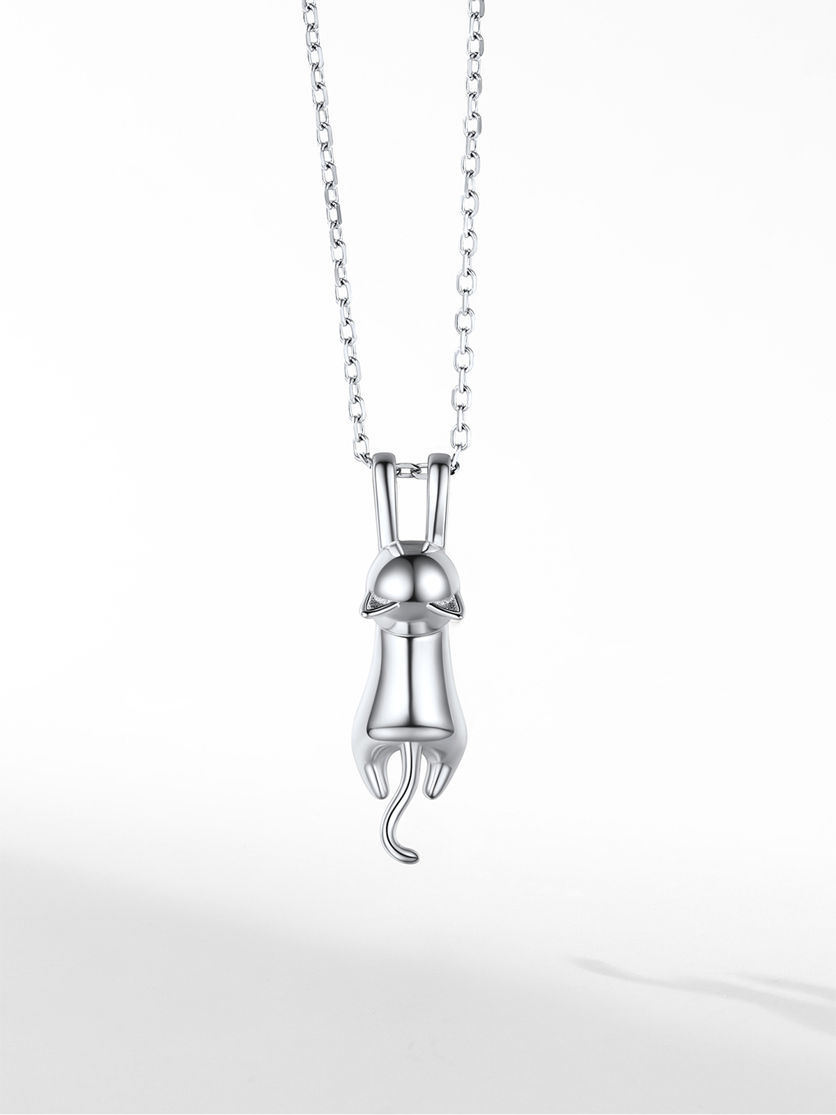 Cute Cat Pendant Necklace in Platinum