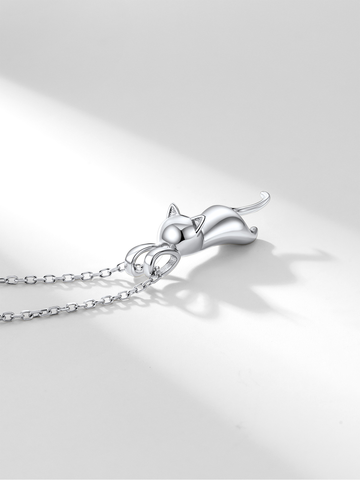 Cute Cat Pendant Necklace in Platinum