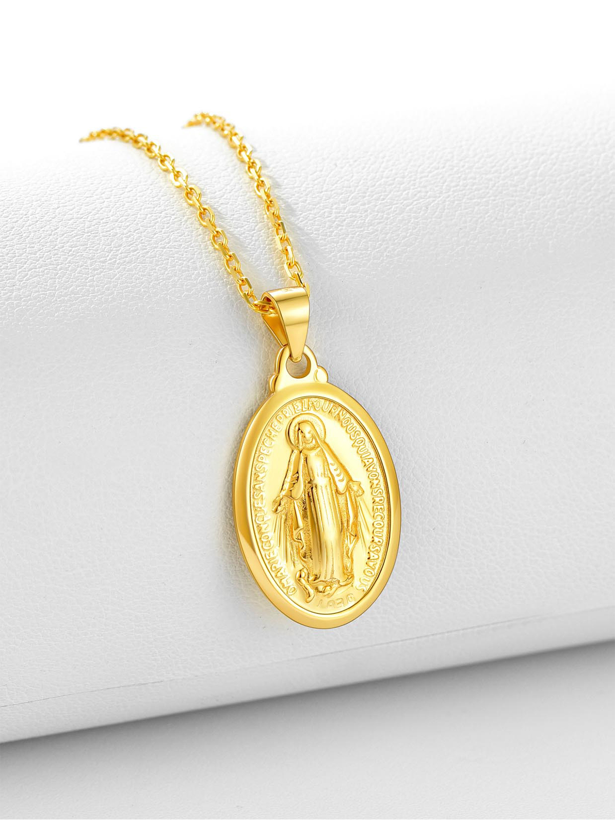 Oval Miraculous Medal Necklace Virgin Mary Pendant in 18K Gold