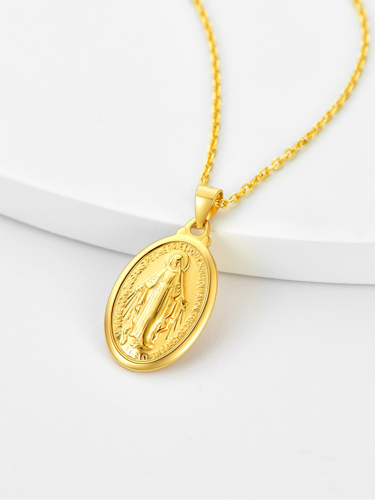 Oval Miraculous Medal Necklace Virgin Mary Pendant in 18K Gold