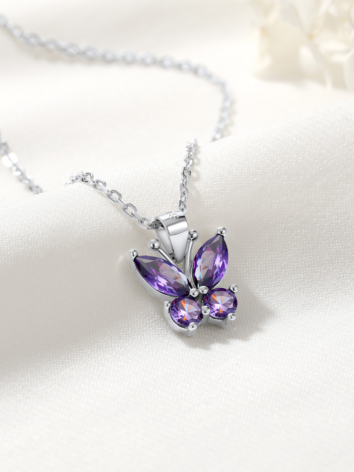 Synthetic Amethyst Butterfly Pendant Animal Necklace