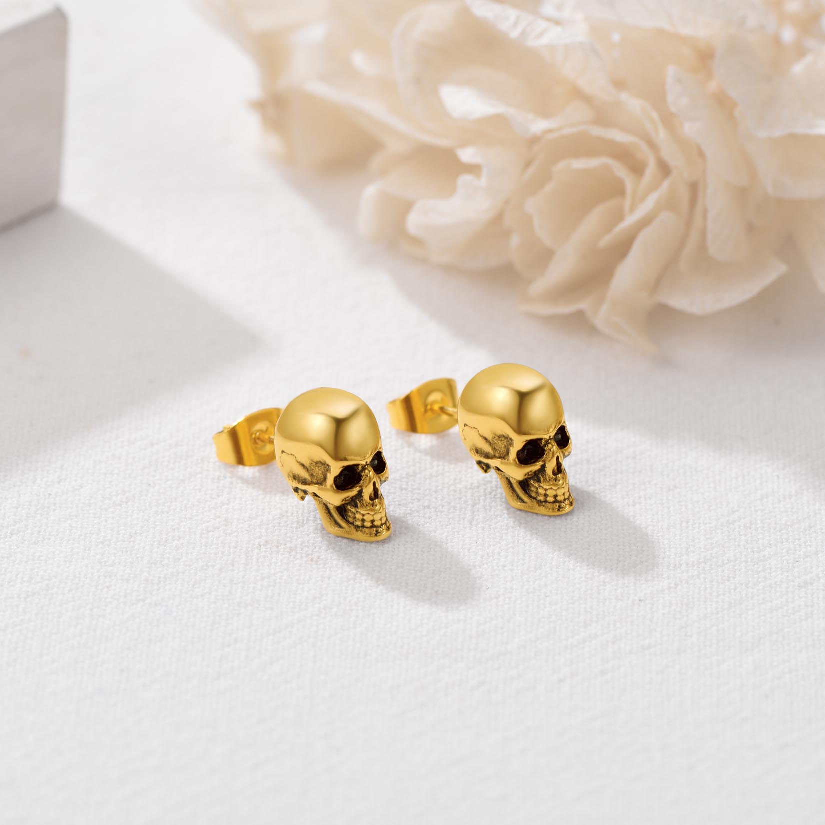 Skull Stud Earrings, 18K Gold Plated-01