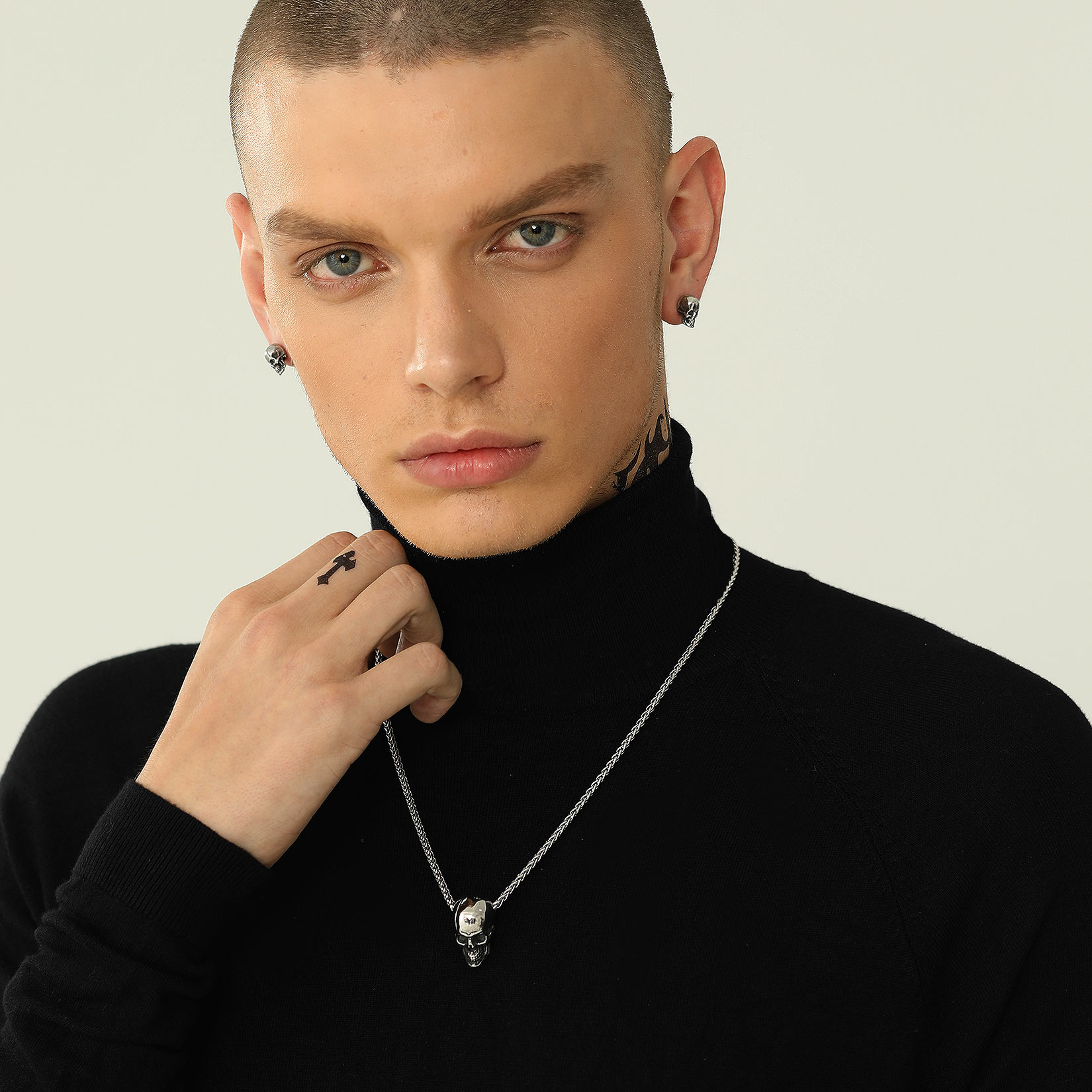 Skull Stud Earrings for Men-02