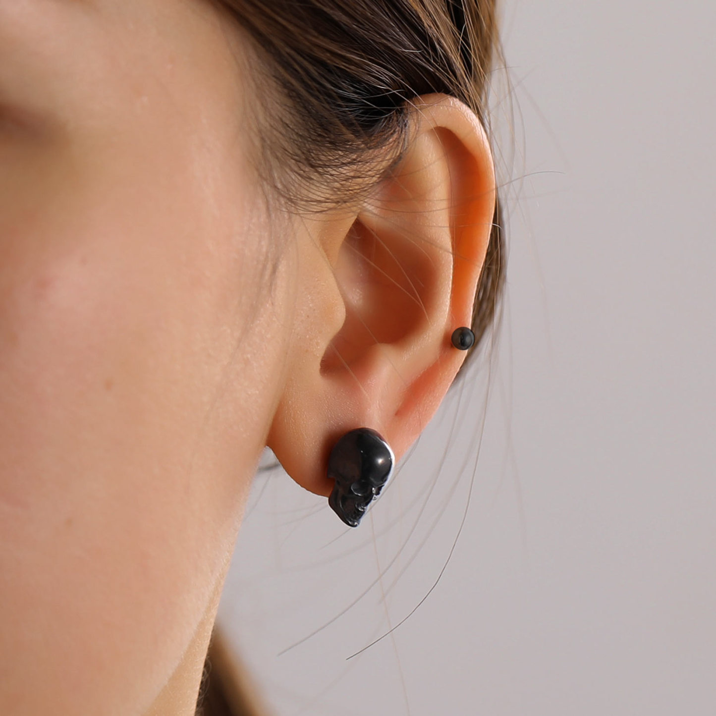 Skull Stud Earrings for Women-01