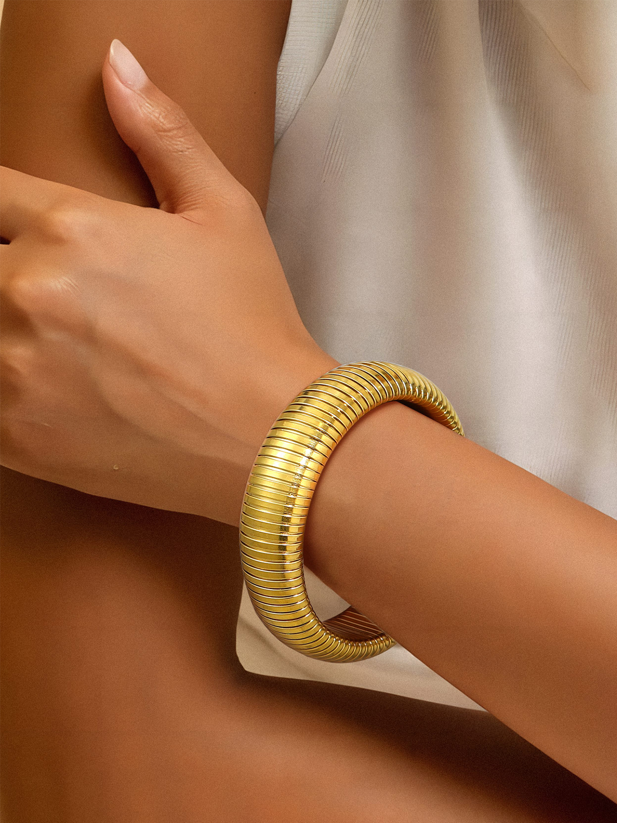 Chunky Stretch Bangle Bracelet in 18K Gold Plated