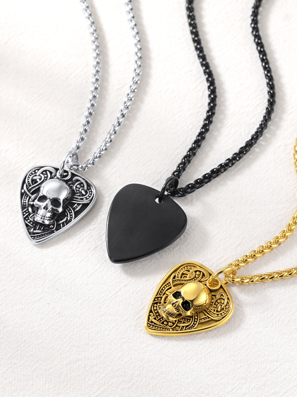 Gothic Skull Pendant Guitar Pick Necklace in Stainless