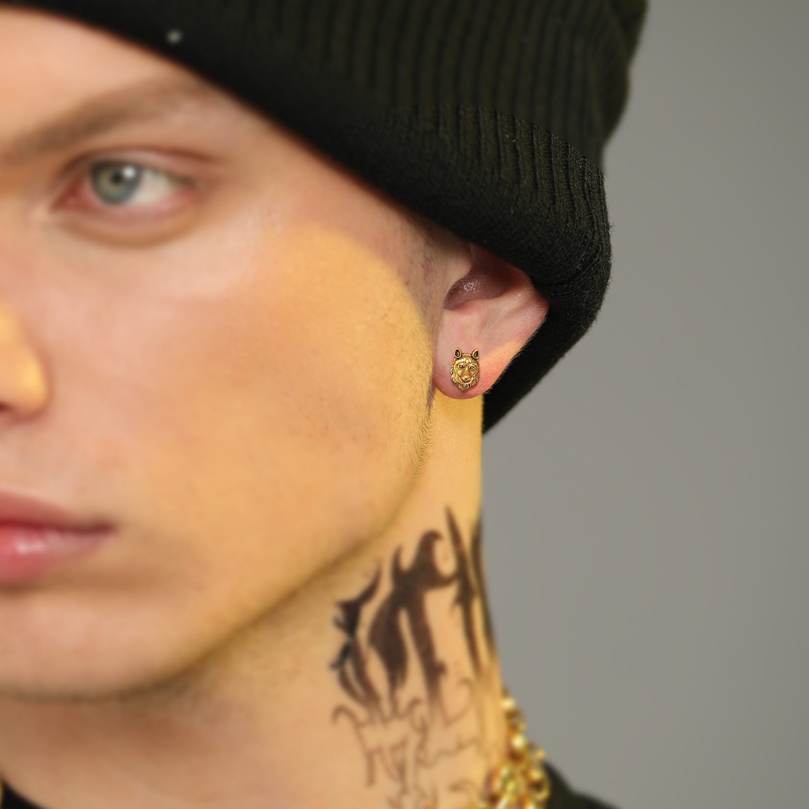 Wolf Head Stud Earrings for Men-02