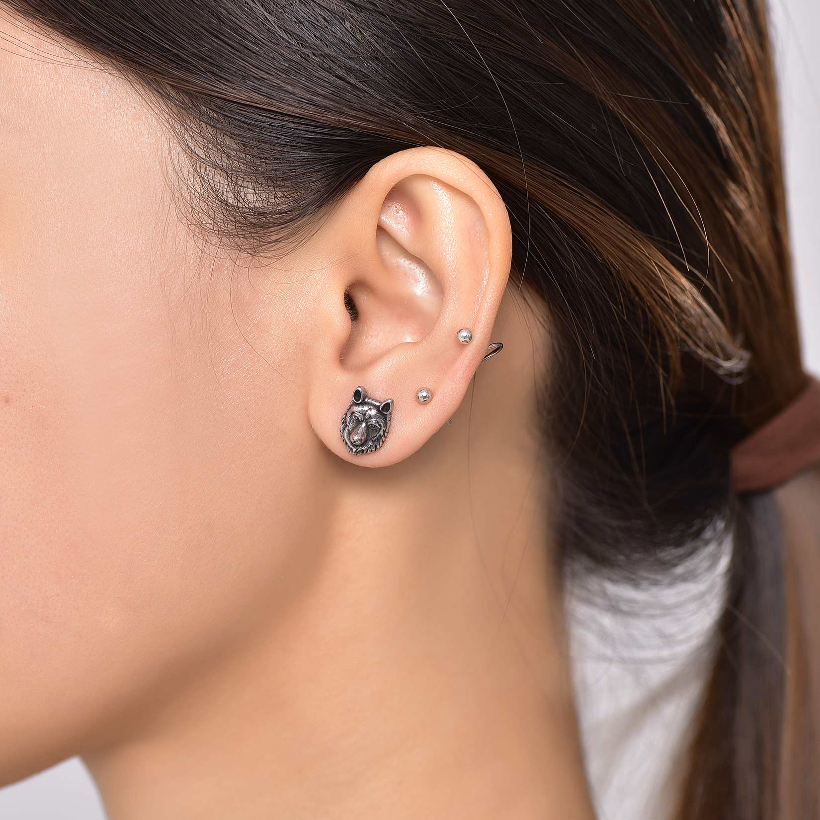 Wolf Head Stud Earrings for Women-02