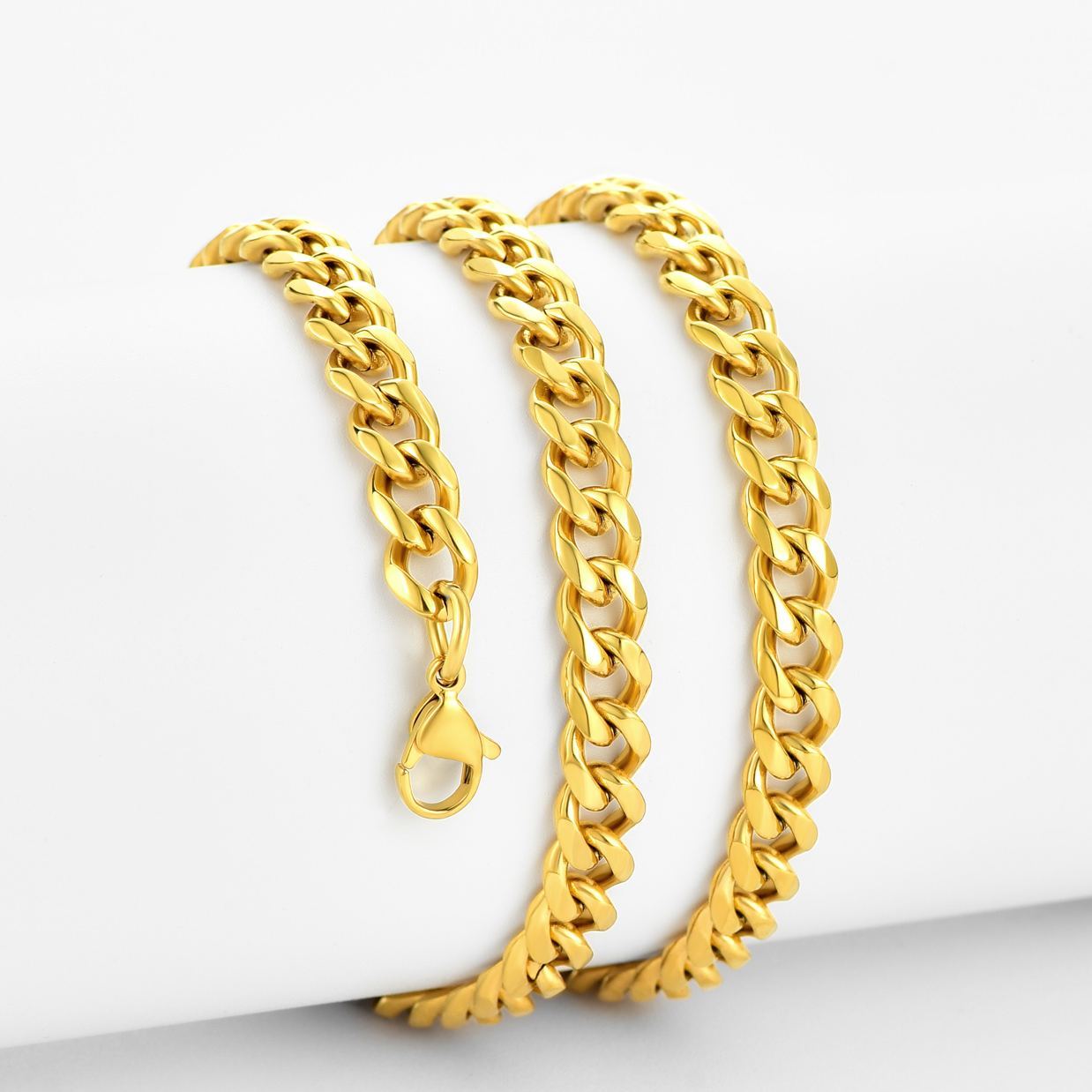 6mm Thick Cuban Chain Necklace in 18K Gold Plated