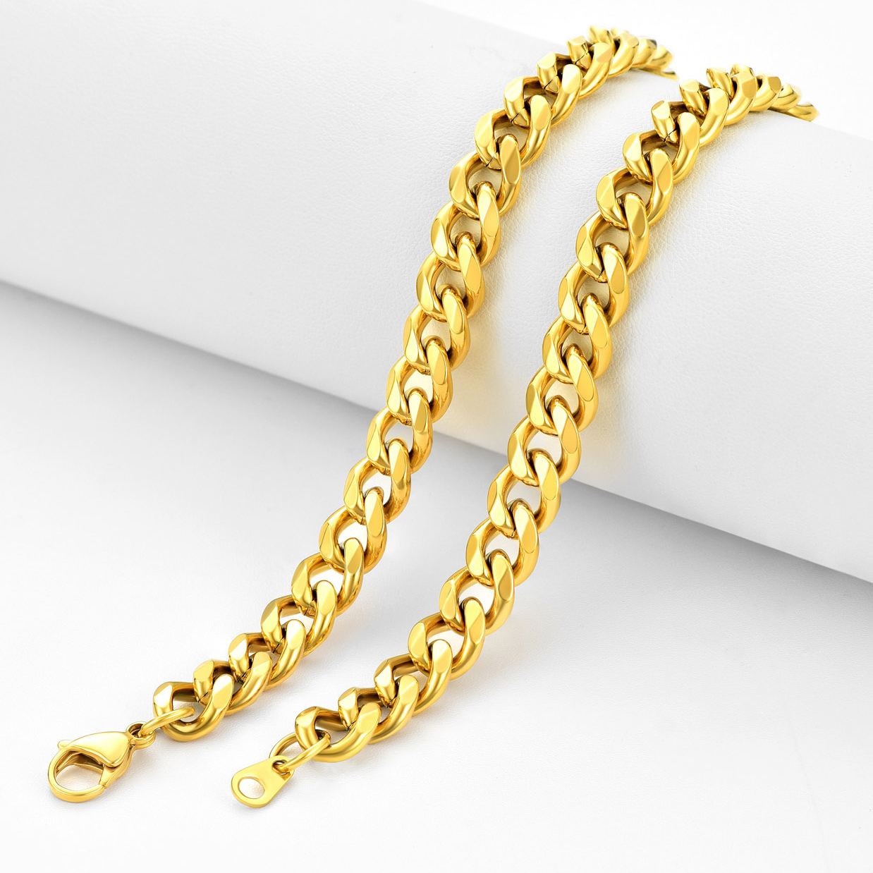 9mm Thick Cuban Chain Necklace in 18K Gold Plated