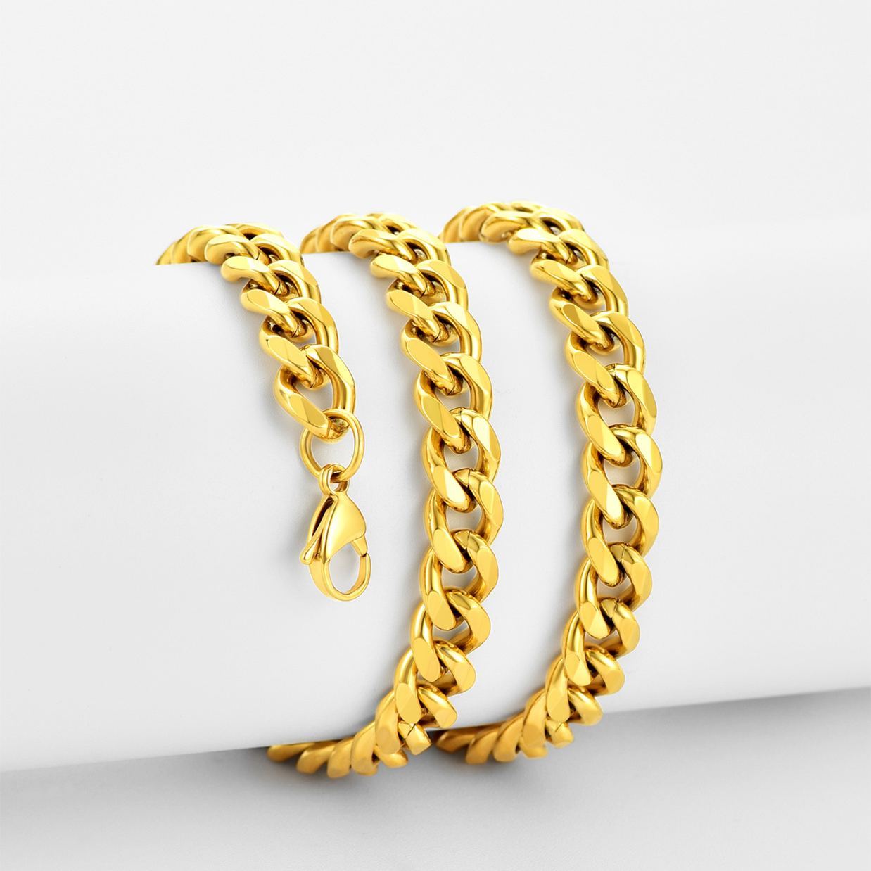 9mm Thick Cuban Chain Necklace in 18K Gold Plated