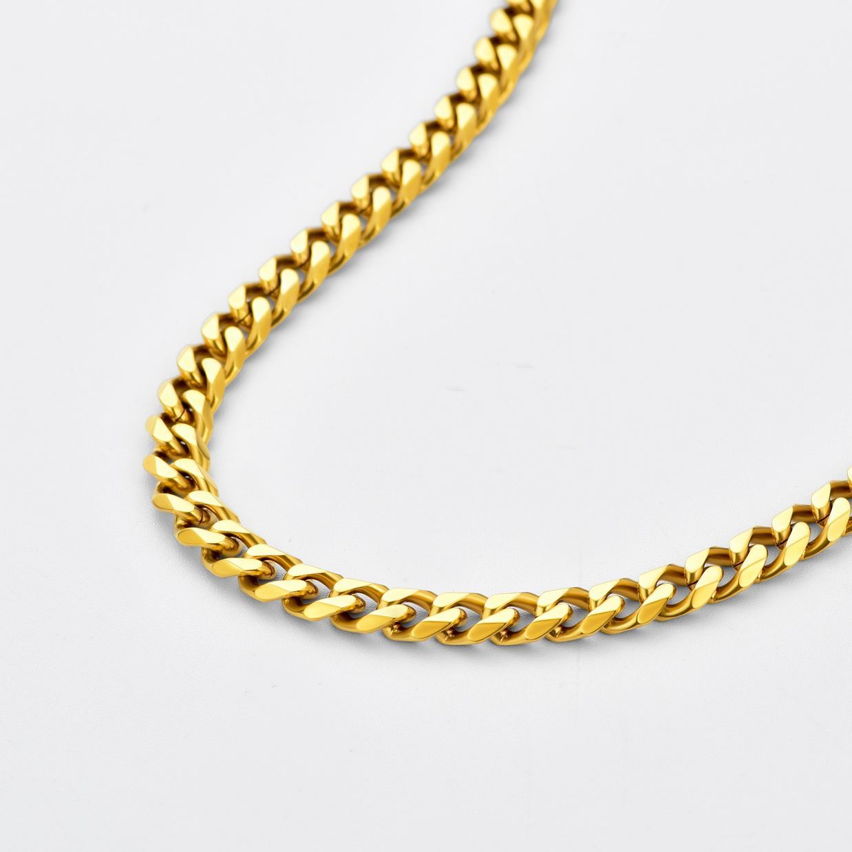 9mm Thick Cuban Chain Necklace in 18K Gold Plated