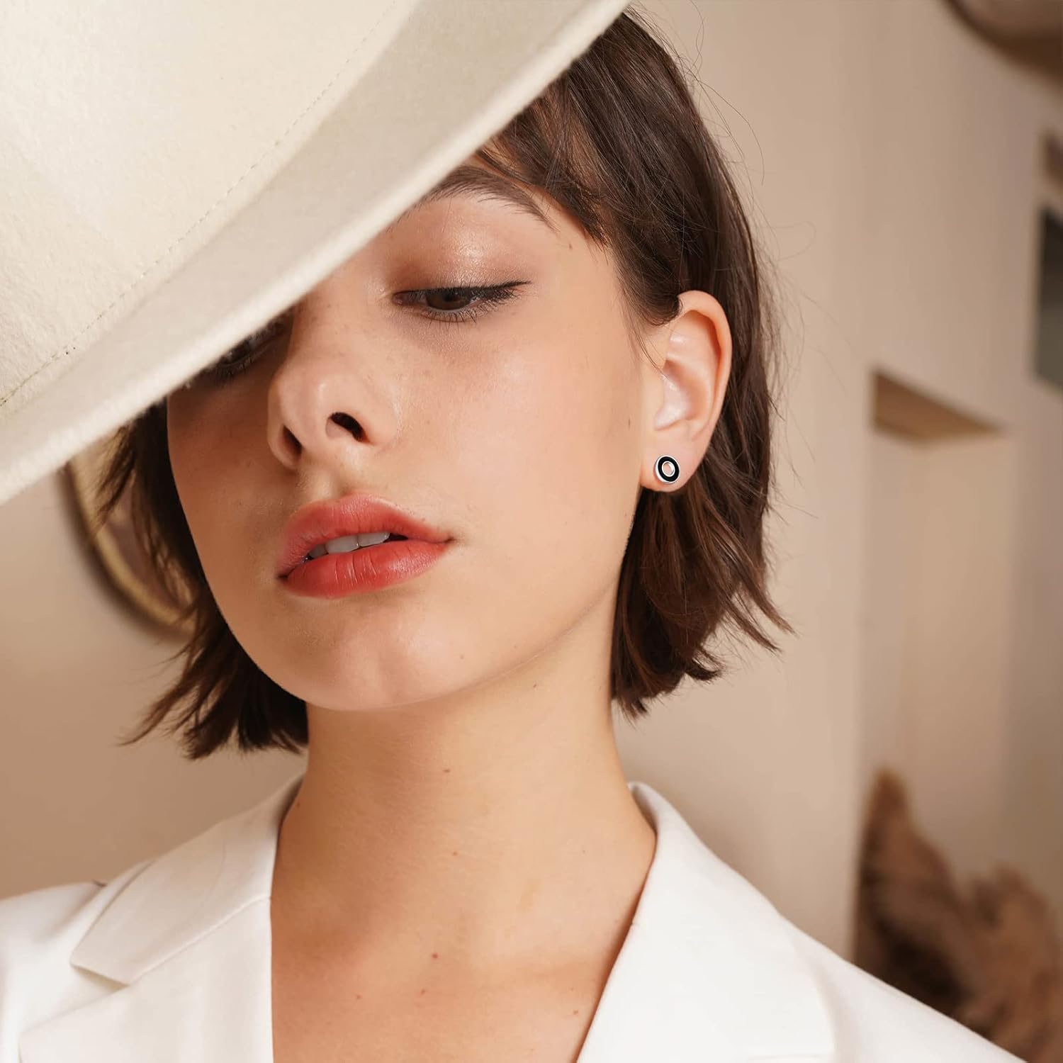 Black Cool Hollow Circle Round Stud Earrings 