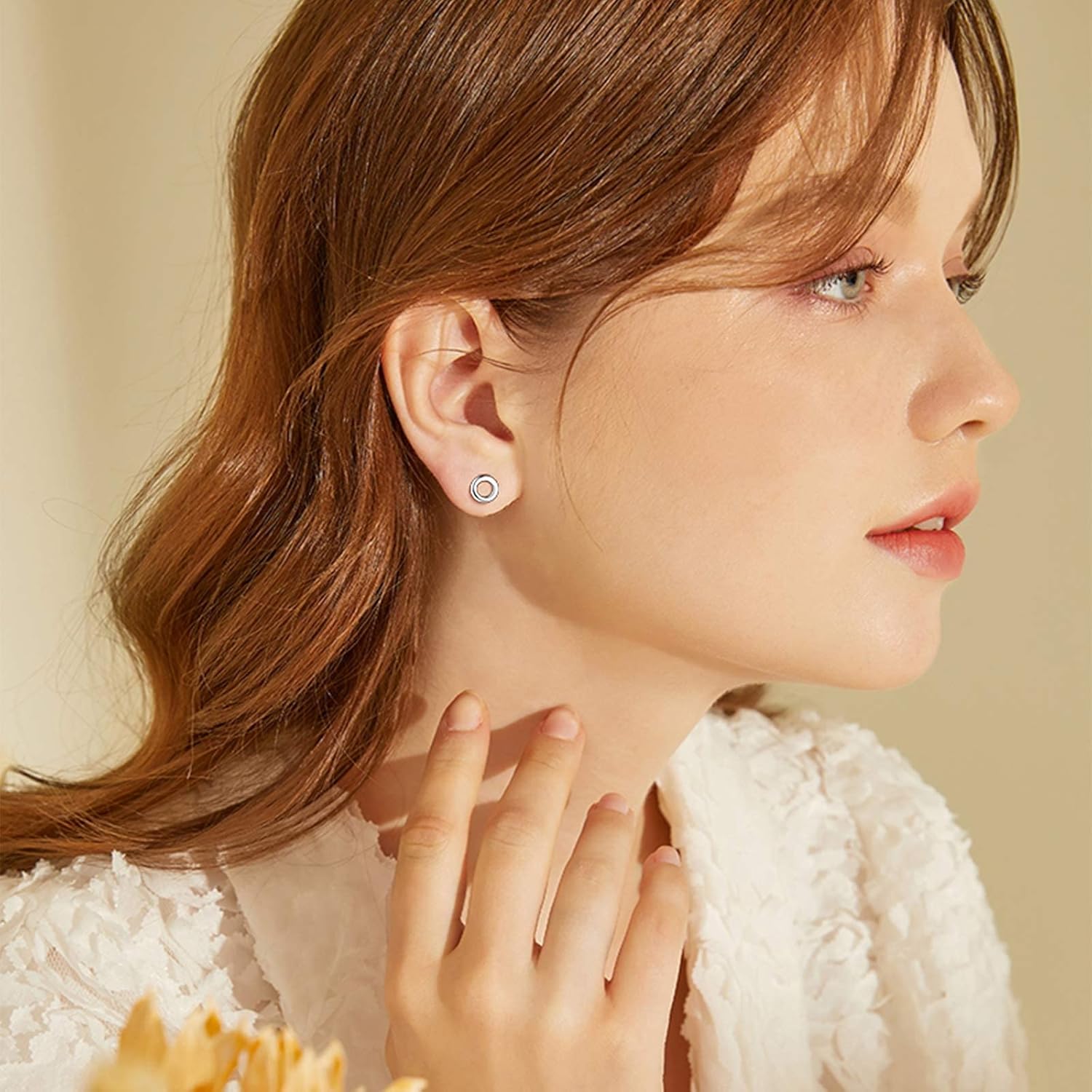 Small Round Circle O Pierced Stud Earrings