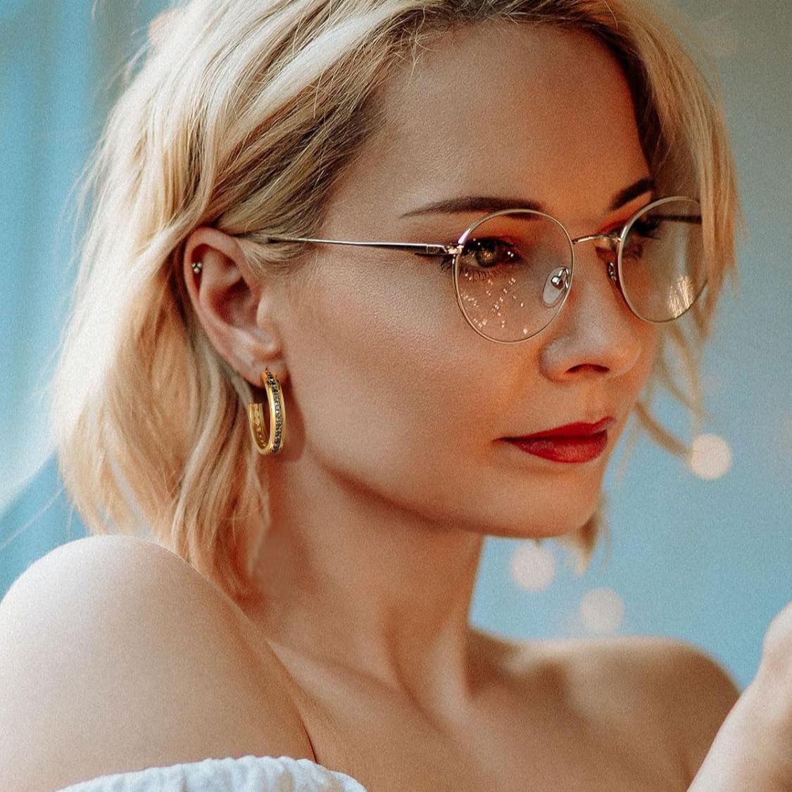 Sparkly Hoop Earrings with Cubic Zirconia Inlaid  for Women