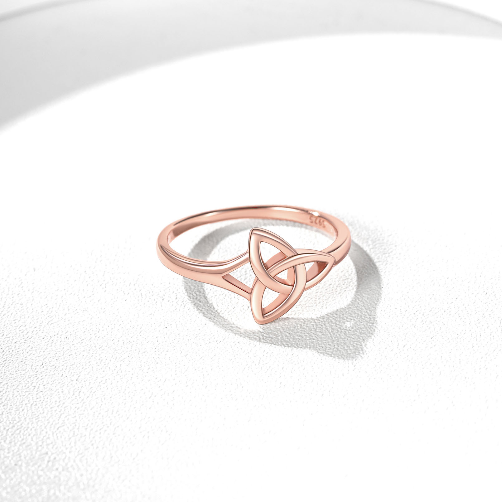 Women's Celtic Knot Rings 